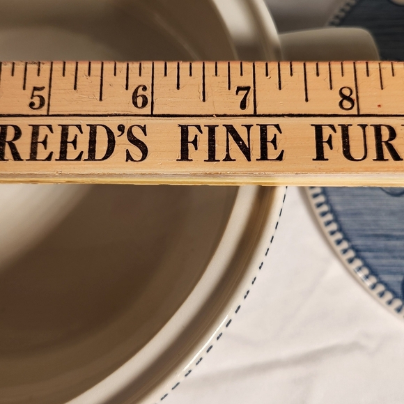 Vintage Royal Blue Currier and Ives 1.25 Qt Round Covered Handled Casserole USA - Picture 9 of 11